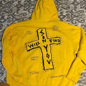 A yellow & black Fashion Nova hoodie. Never worn